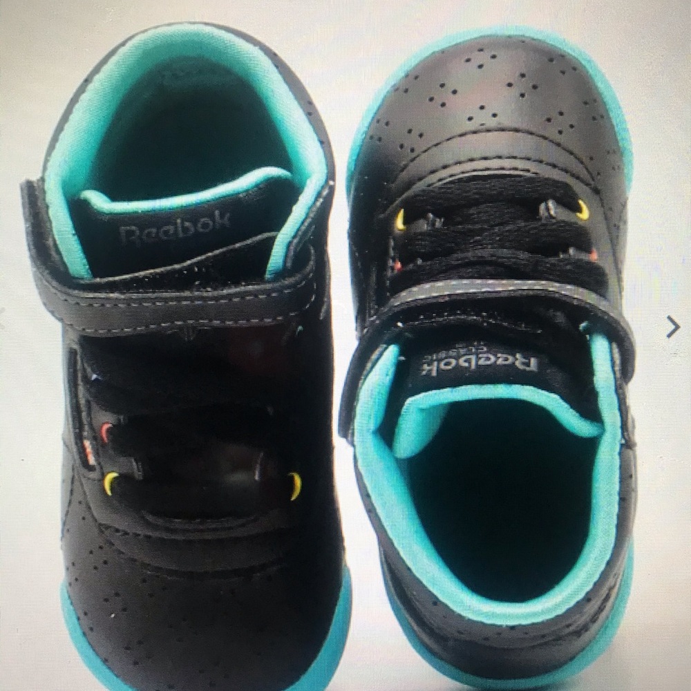 Shose - Picture 5 of 6